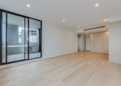 4.301/18 Hannah Street