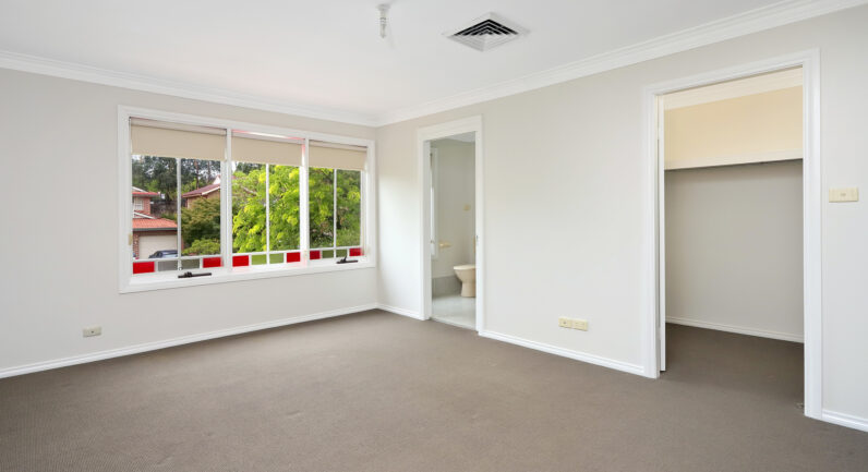 16 Kingussie Avenue, Castle Hill NSW 2154