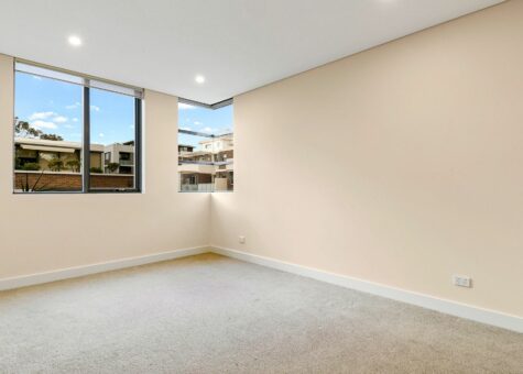 201/1-5 Chapman Avenue