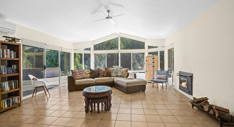 282 Pine Creek Way, Bonville NSW 2450