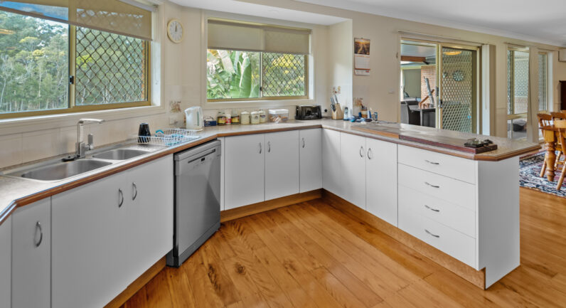 63 Stanley Folkard Place, South Kempsey NSW 2440