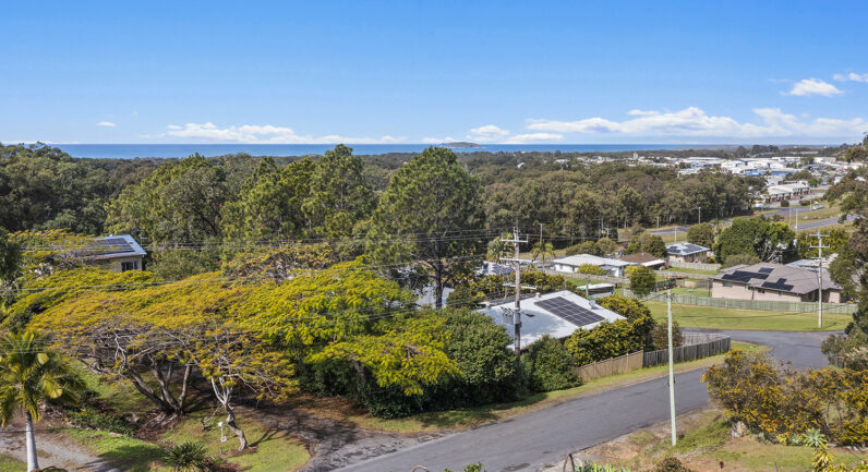 2 Arkan Avenue, Woolgoolga NSW 2456