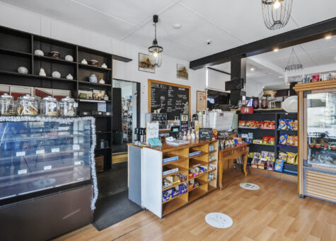 3446 Channel Highway