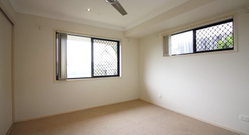 30 Meryll Court, Kallangur QLD 4503