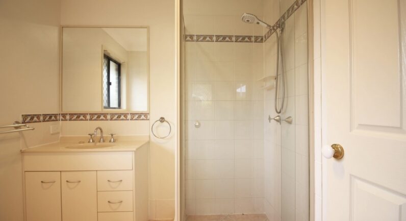 30 Meryll Court, Kallangur QLD 4503