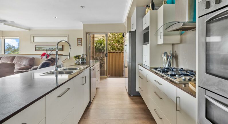 22 Main Street, Crescent Head NSW 2440