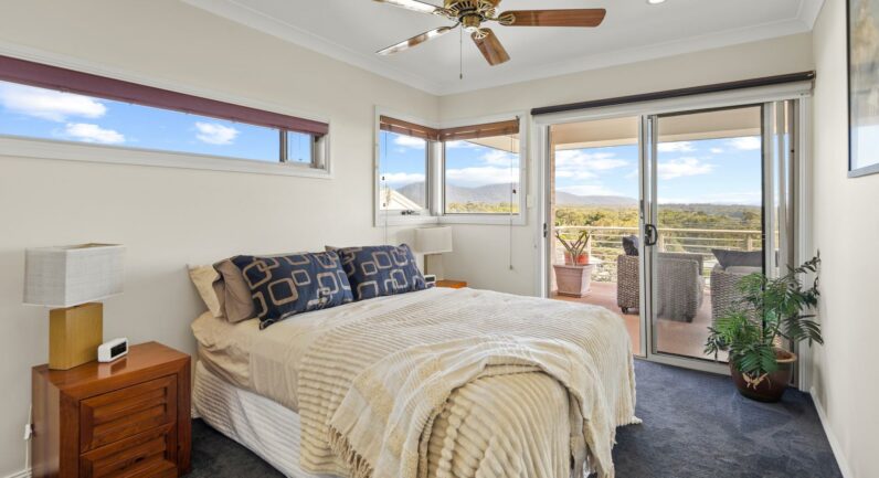 22 Main Street, Crescent Head NSW 2440