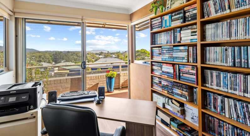 22 Main Street, Crescent Head NSW 2440