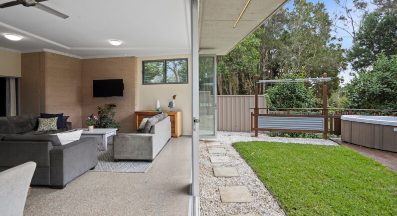 5/9 Belmore Street, Crescent Head NSW 2440