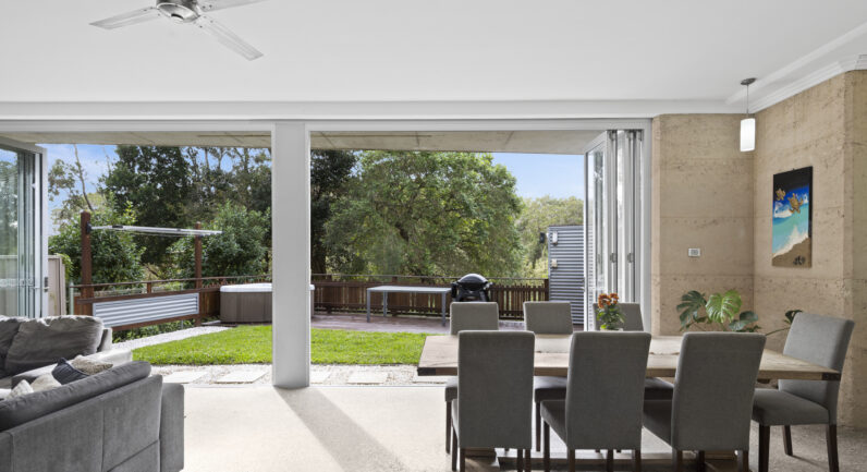 5/9 Belmore Street, Crescent Head NSW 2440