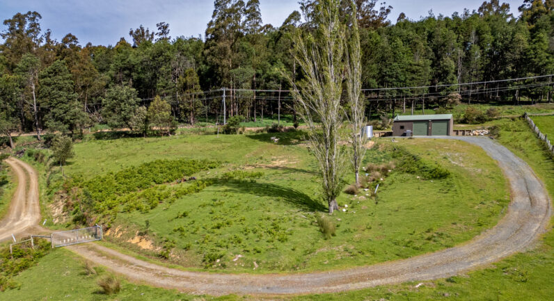 9 Bobs Road, Oyster Cove TAS 7150