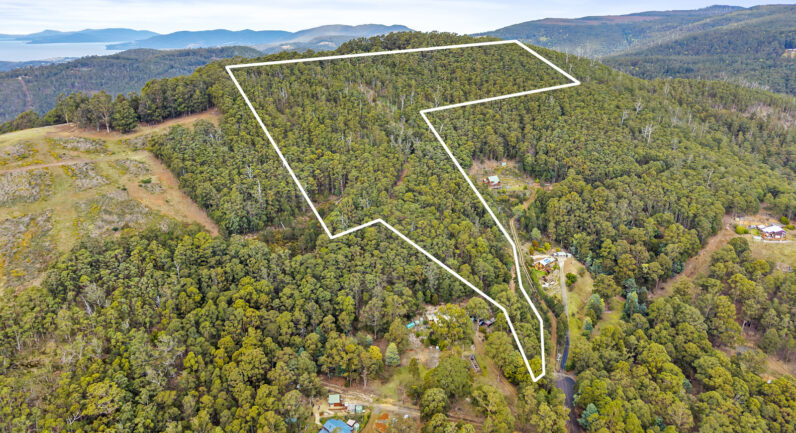 35 Valley View Road, Margate TAS 7054