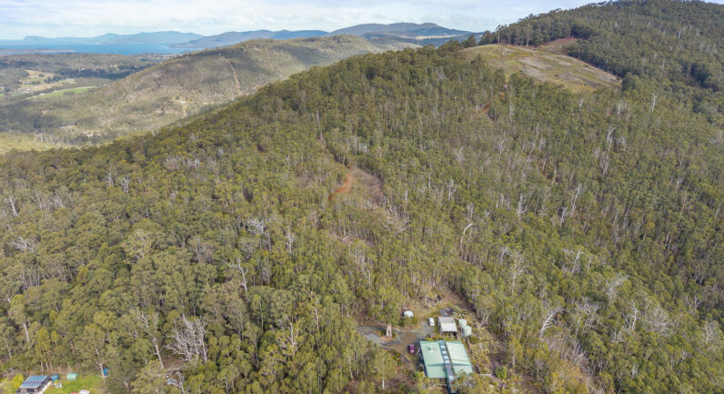 218 Longmans Road, Snug TAS 7054