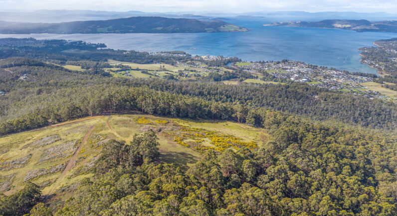 218 Longmans Road, Snug TAS 7054