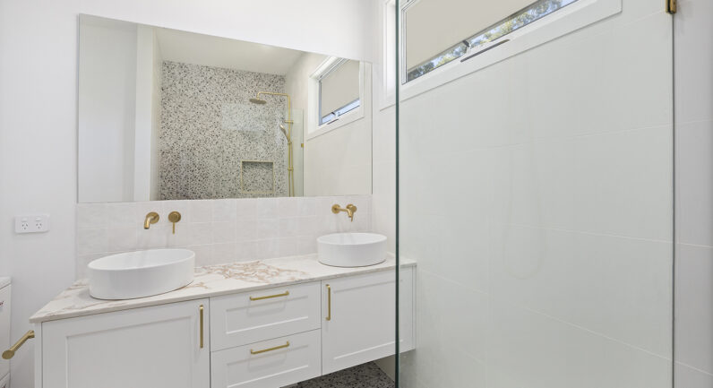 5 Amadeus Place, North Boambee Valley NSW 2450