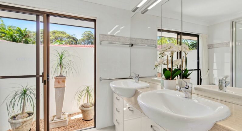 15 Coombar Close, Coffs Harbour NSW 2450