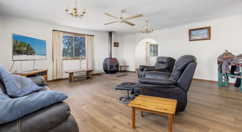 1076 Macleay Valley Way, Bellimbopinni NSW 2440