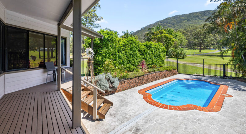 20 Hibbard Lane, Crescent Head NSW 2440