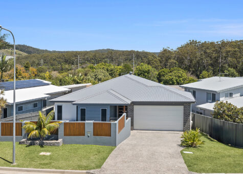 5 Moonee Creek Drive