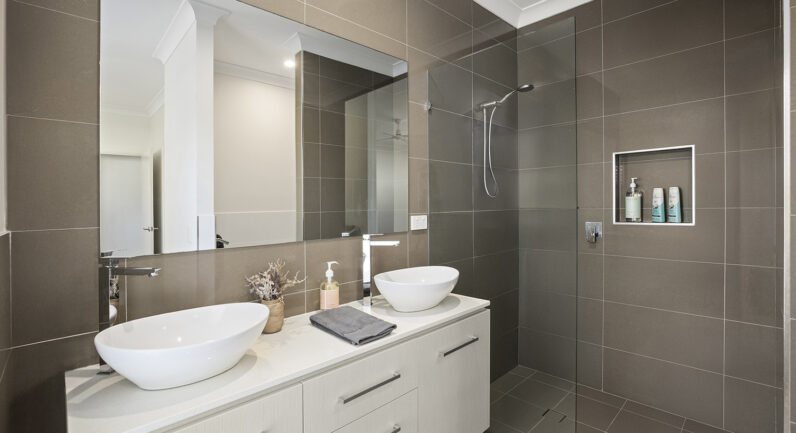 5 Moonee Creek Drive, Moonee Beach NSW 2450