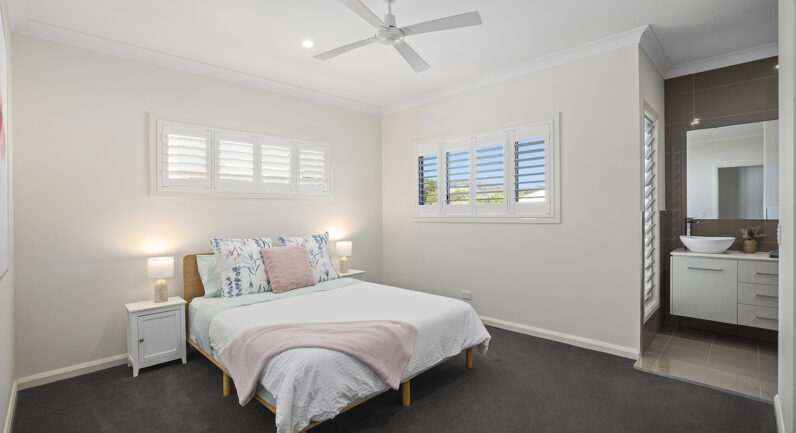 5 Moonee Creek Drive, Moonee Beach NSW 2450