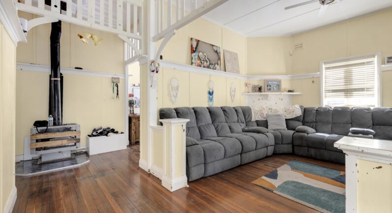 63 Bloomfield Street, South Kempsey NSW 2440