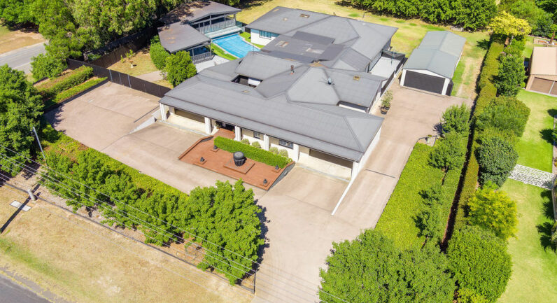1 Sickles Drive, Grasmere NSW 2570