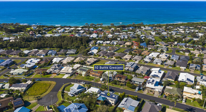 10 Burns Crescent, Corindi Beach NSW 2456