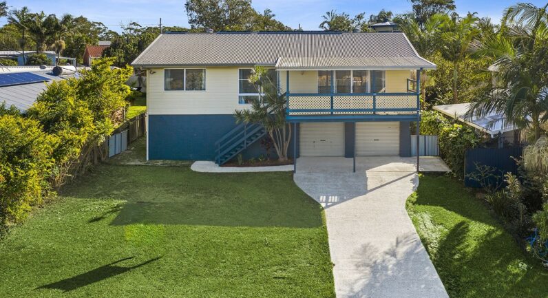 10 Burns Crescent, Corindi Beach NSW 2456