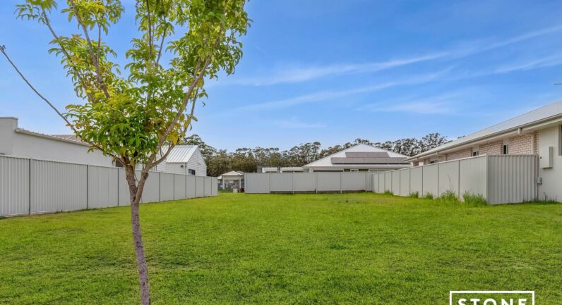 129 Full Circle Crescent, Bonville NSW 2450