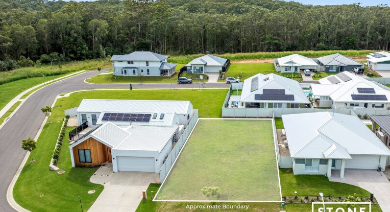 129 Full Circle Crescent, Bonville NSW 2450