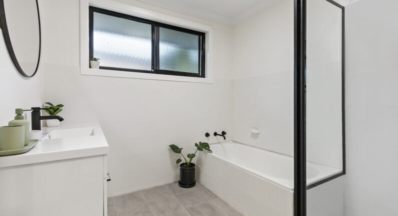 2/13 Willow Place, Port Macquarie NSW 2444