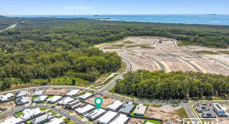 12 Grouper Crescent, Moonee Beach NSW 2450