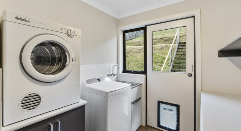 5 Olive Grove, Lenah Valley TAS 7008