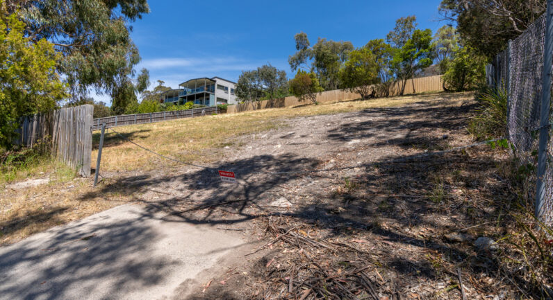 11 Roslyn Avenue, Kingston Beach TAS 7050