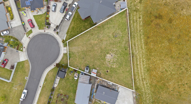 4 Space Court, Snug TAS 7054