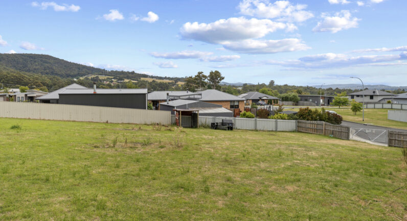 4 Space Court, Snug TAS 7054