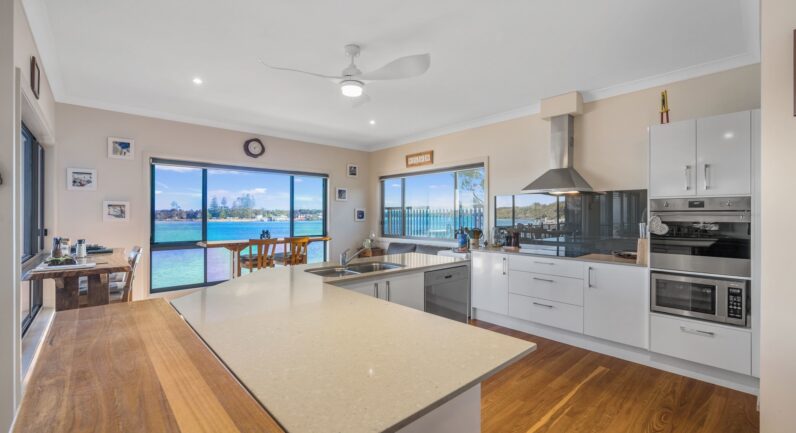 22 North Shore Drive, North Shore NSW 2444