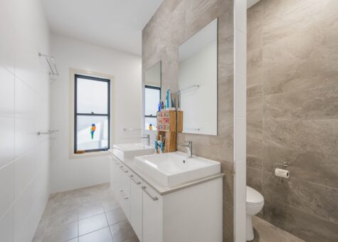 22 North Shore Drive