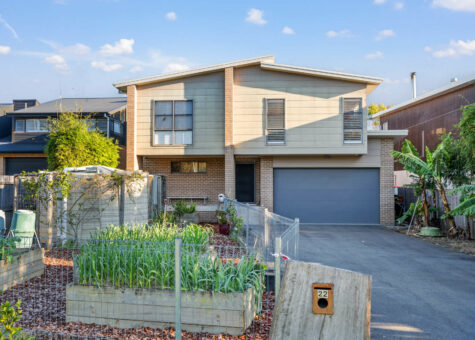 22 North Shore Drive