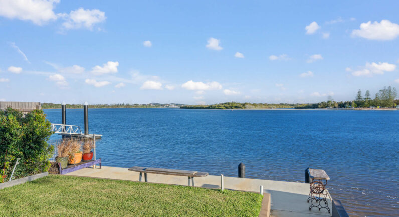 22 North Shore Drive, North Shore NSW 2444