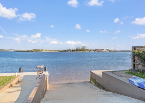 22 North Shore Drive