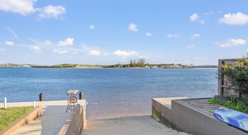 22 North Shore Drive, North Shore NSW 2444