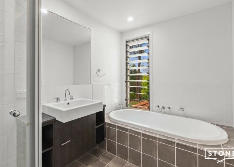 27/1 Five Islands Drive