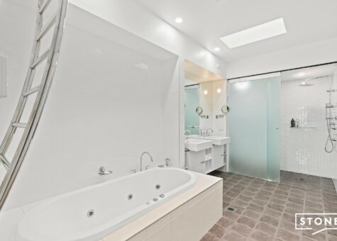 27/1 Five Islands Drive