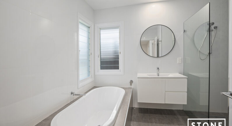 9 Iris Close, Sapphire Beach NSW 2450