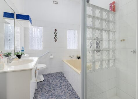 11 Washington Street