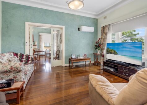 11 Washington Street