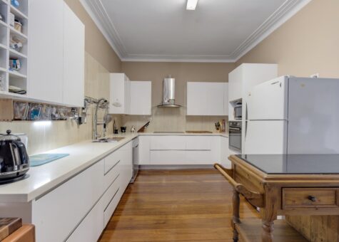 11 Washington Street