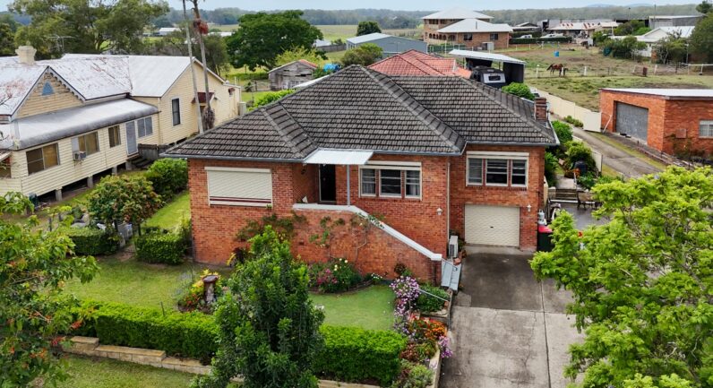 11 Washington Street, East Kempsey NSW 2440